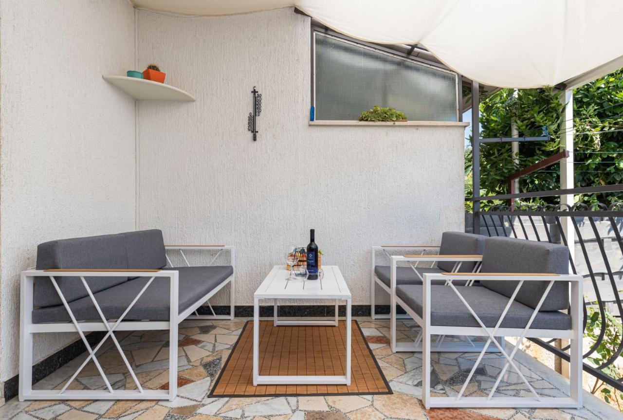 Cukerina Apartment With Whirpool & Sauna โปเรช ภายนอก รูปภาพ