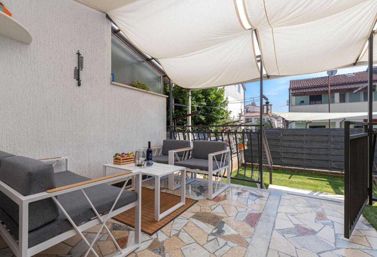 Cukerina Apartment With Whirpool & Sauna โปเรช ภายนอก รูปภาพ